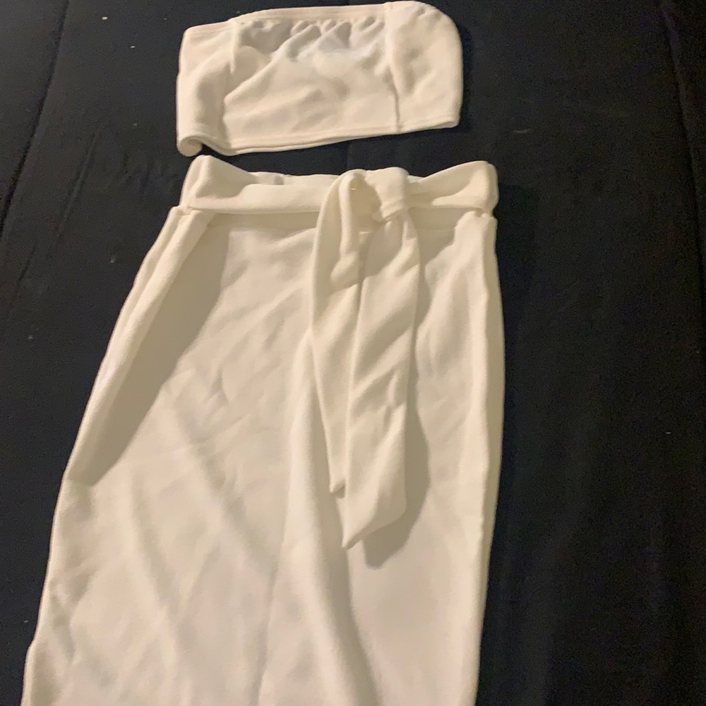 White two piece set
